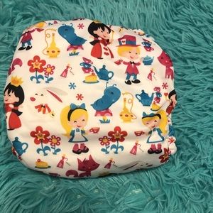 Mama Koala Alice in Wonderland